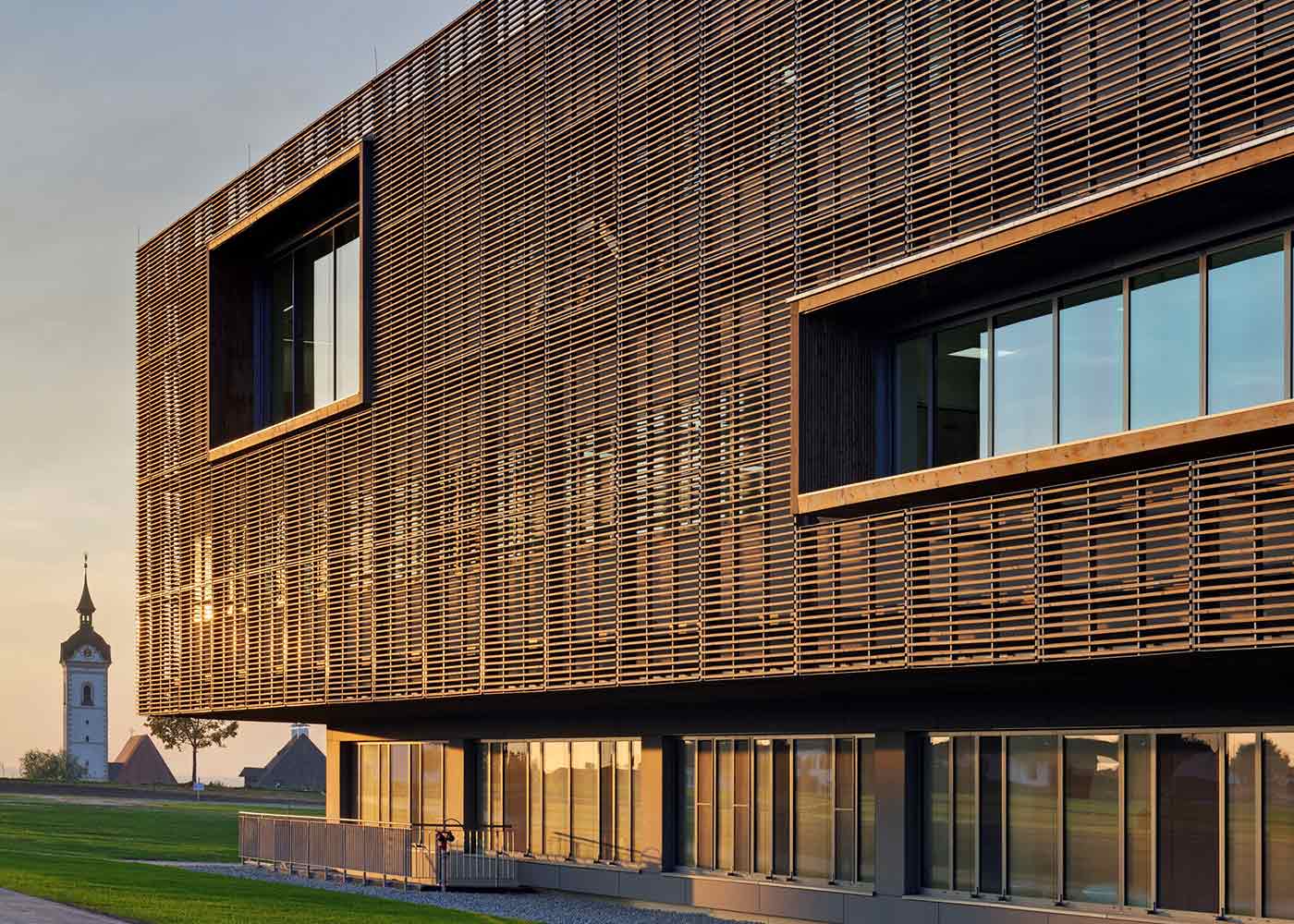 Kontakt • PROJECT living